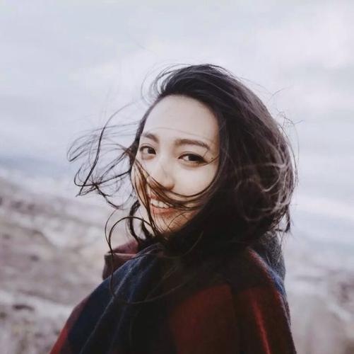 摄影头像女高清图片 高清女摄影师头像