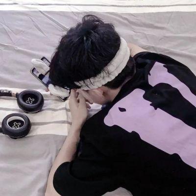 男生头像真人高冷 头像真人图男生高冷