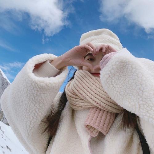 适合冬天的头像 适合冬天的头像图片背影图片染发