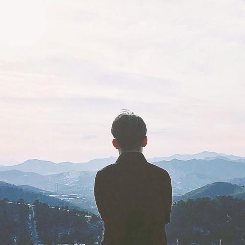 头像男生霸气冷酷背影 男生头像冷酷帅气背影超拽