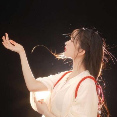 微信头像唯美图片女 美女图片唯美微信头像