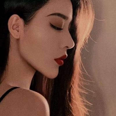 妩媚冷艳头像女生霸气 女头像霸气高冷妩媚