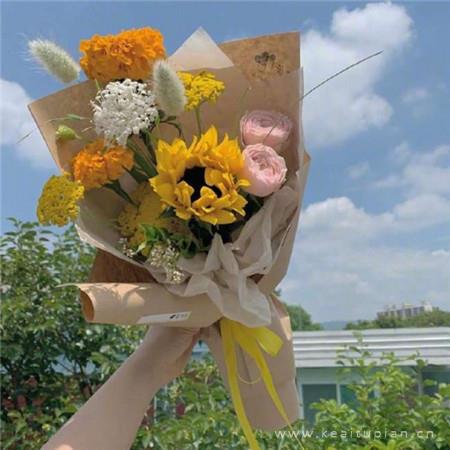 教师节手拿着鲜花的好看微信抖音快手头像图片