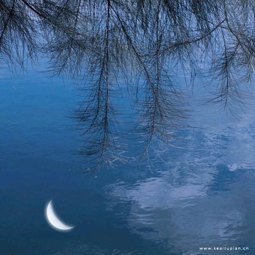 唯美意境壁纸图片|一轮弯月道义你在清晨微亮的湖面