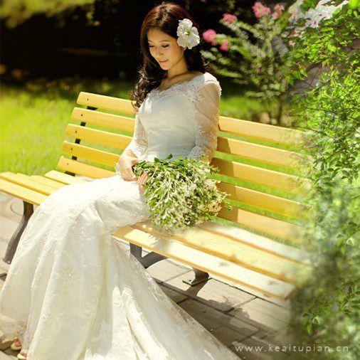 婚纱让女人更加美丽动人图片