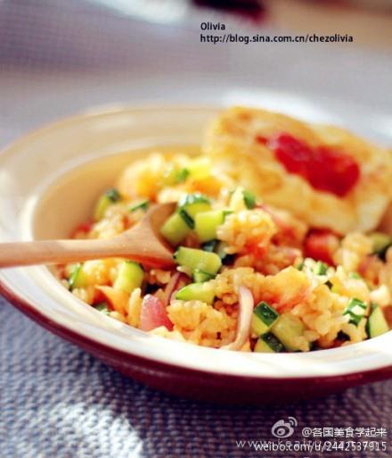 好看的让人想要流口水的炒饭美食，我会做好等你回来图片