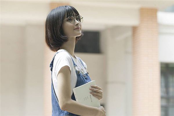 梦见女同学