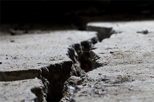 梦见大地震