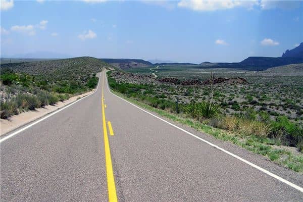 梦见一条新修的大路是什么意思