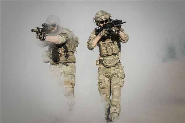 梦见参与枪战是什么意思