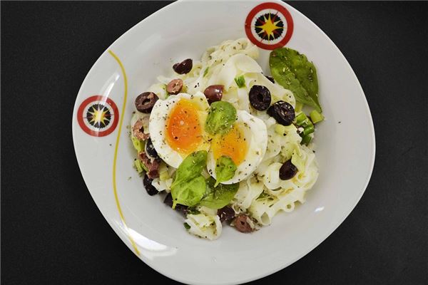 梦见做饭吃是什么意思