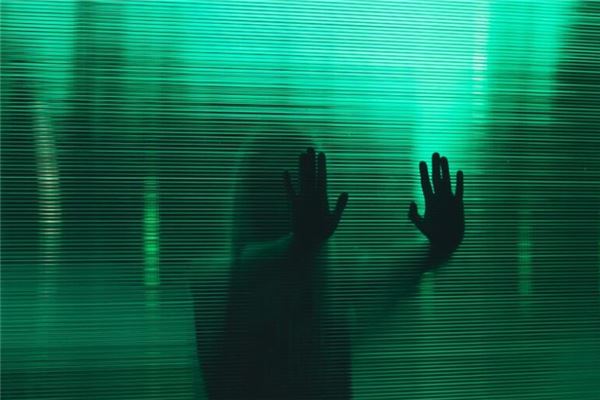 梦见鬼攻击自己是什么意思