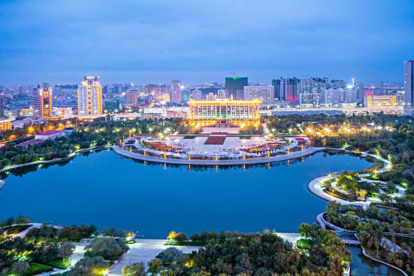 风水宝地乌鲁木齐，凤冠上的明珠