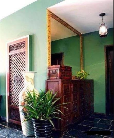 镜子摆放禁忌多，究竟怎么放才不影响运势？