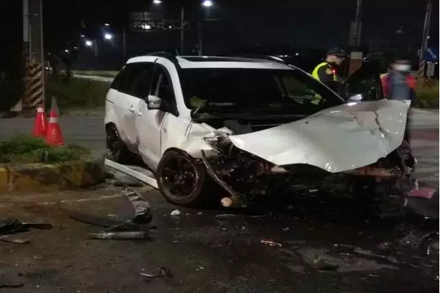 梦见父亲车祸究竟意味着什么？全方位解读梦境吉凶