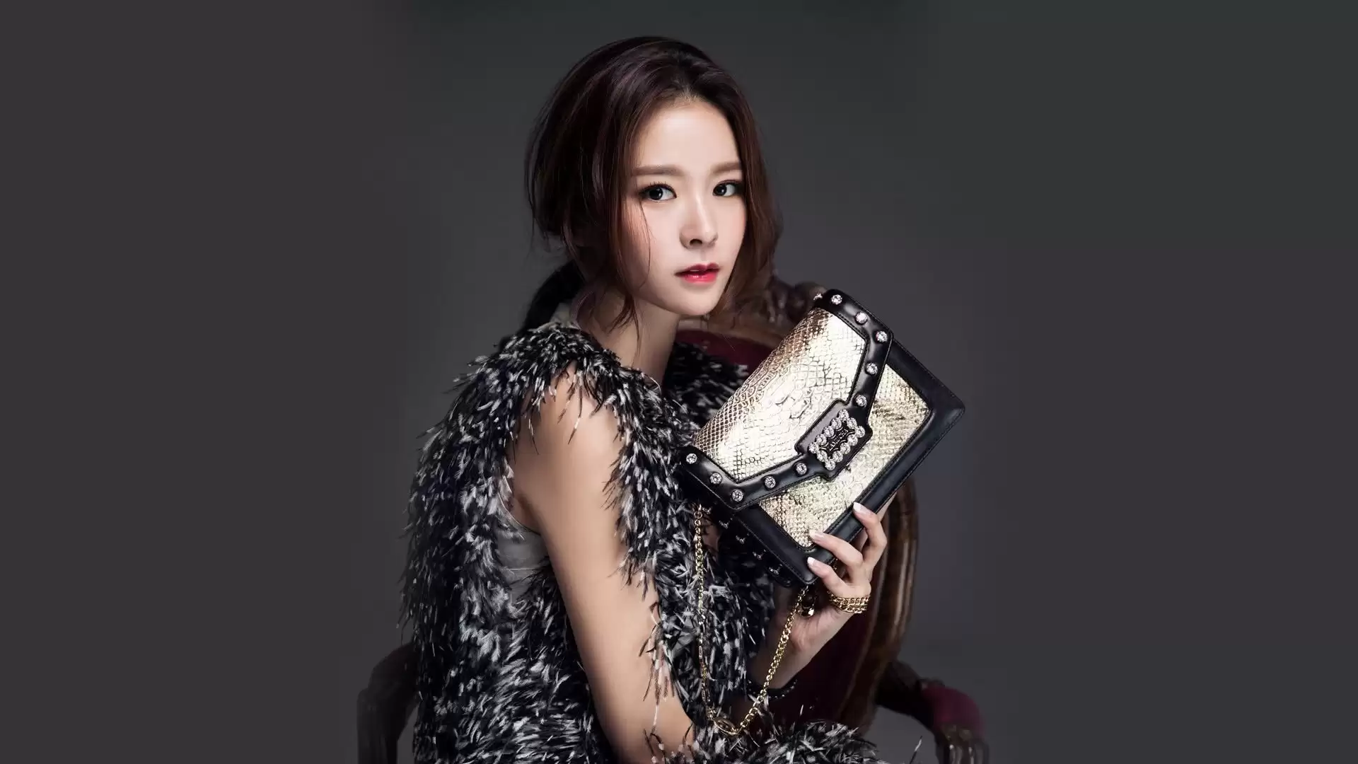 占有欲强的女人是什么心理，男人一定要了解的几种表现