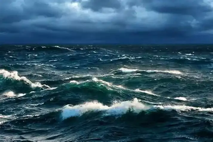 梦见海水涨潮代表什么？全面解析吉凶与财运