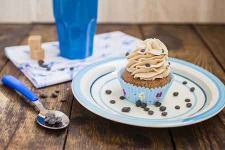 属牛人一生最吉利的颜色