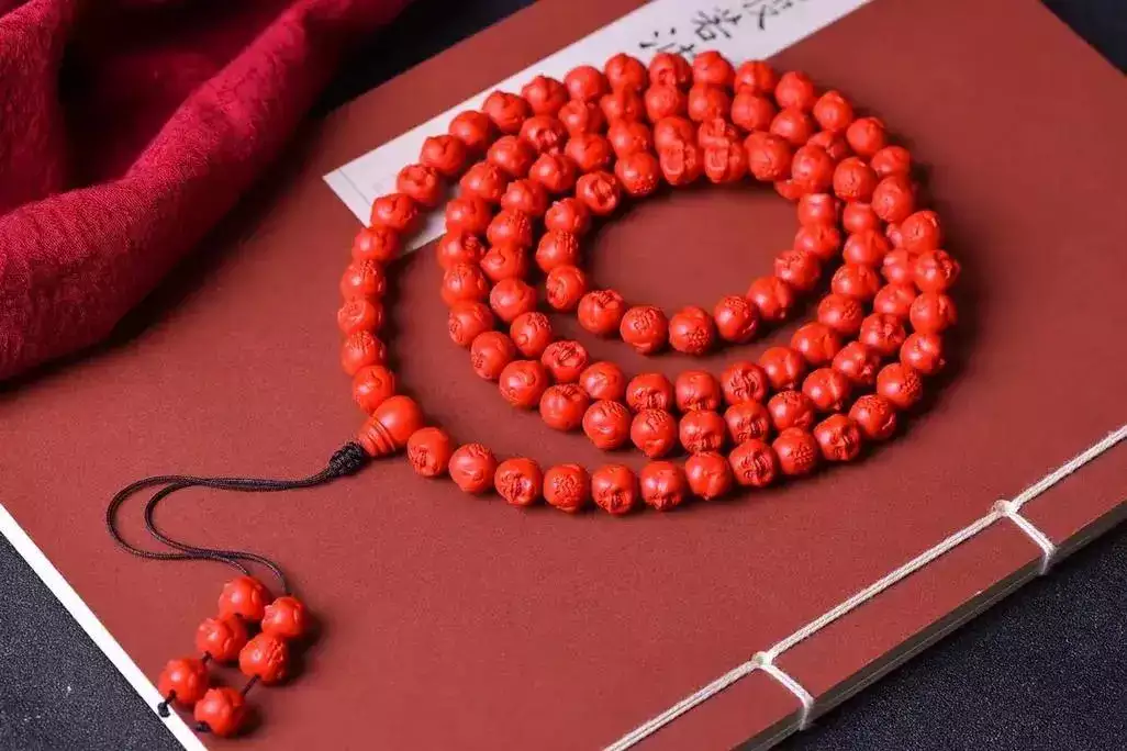 2024年哪几个生肖不能戴朱砂？生肖禁忌分析