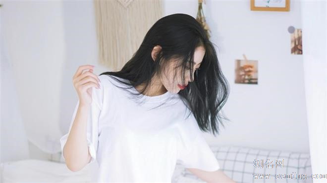 气质出众，回头率最高的三个星座