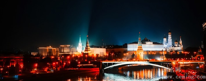 进解衣扣，退可受她心的星座男