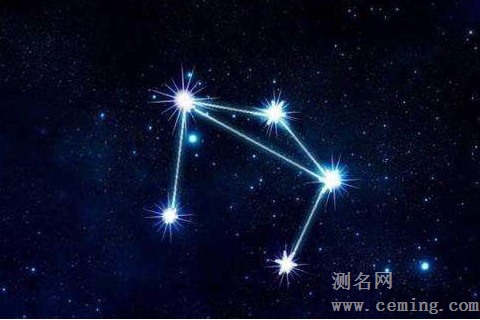 天秤座男生最想一起生活的女生