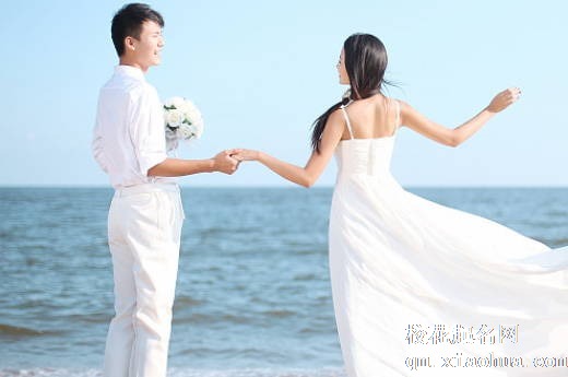 扶新娘进门的人有什么要求吗 宜找到有福的血缘亲人