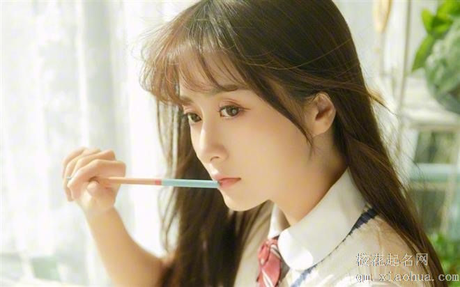 霸气侧漏，拥有强大气场的三个星座，最适合做领导！