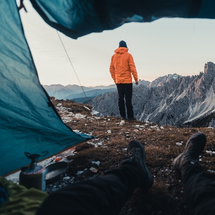 月亮拱灶神，这些星座爱情事业双丰收