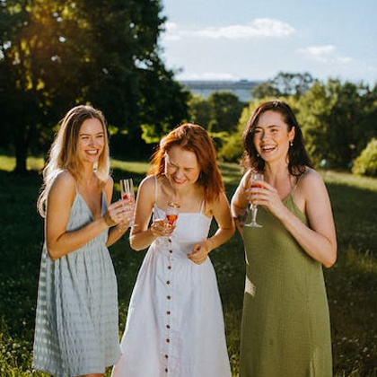 绝绝子！这三个星座跟十二星座百搭！