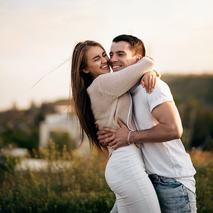 乘胜追击！这几个星座只要不拒绝就代表有戏