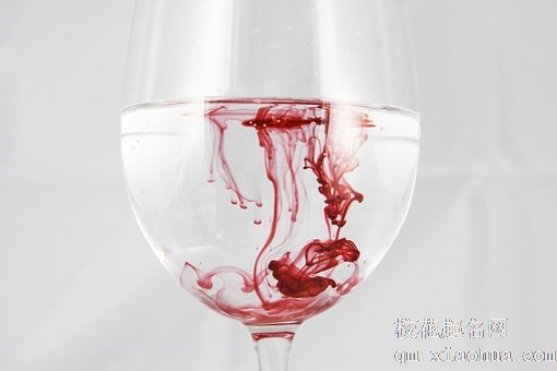 做梦梦见血溅到自己身上