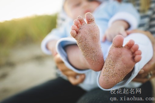 梦见小男孩出生是什么梦境