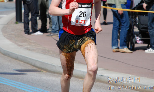 梦见裤子上有屎