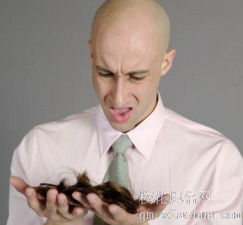 梦见自己掉头发