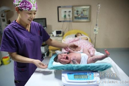 梦见接生婆 产婆 助产士周公解梦，梦见接生婆 产婆 助产士是什么