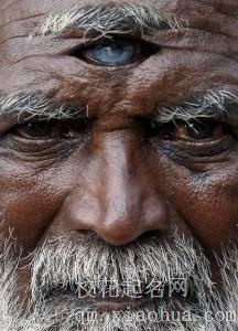 梦见三只眼的人物周公解梦，梦见三只眼的人物是什么意思？