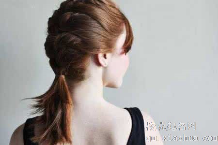 梦见绑辫子周公解梦，梦见绑辫子是什么意思？