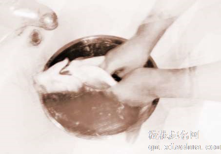 梦见洗鱼　周公解梦之梦到洗鱼