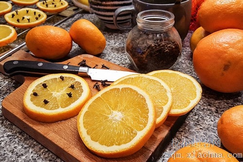 梦见好多橘子和桃子