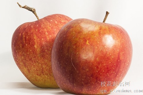 梦见自己偷了一个苹果来吃