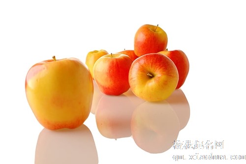 梦见同事给大家发苹果