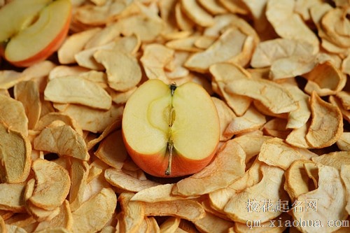 梦见又红又大的苹果是怎么回事