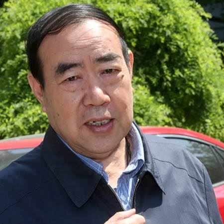 贾平凹读音到底读wa还是ao为什么_贾平凹为什么读wa第几声