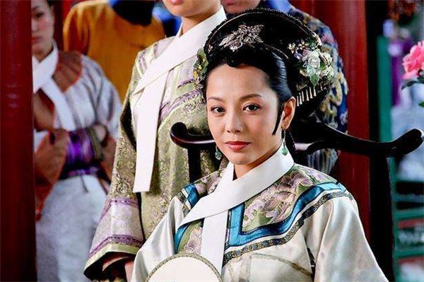 原创甄嬛传：都说沈眉庄最像敬妃，可我却认为敬妃聪明多了！