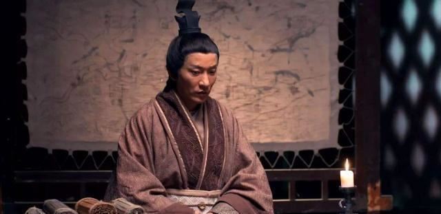 假如韩信在要求刘邦封他为齐王的时候起兵造**，韩信会赢吗？