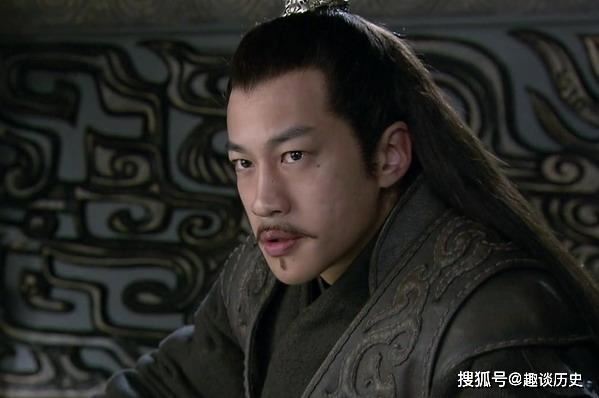 原创吕布麾下十大骁将，谁最受吕布信任和重用？不是高顺也不是张辽