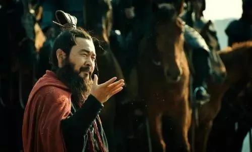 原创曹操为什么会将自己比作蒙恬？