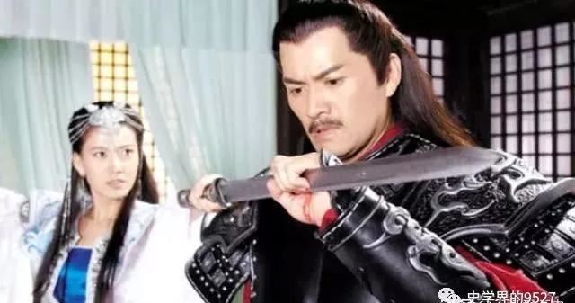 此皇帝活了103岁，9个儿子都没熬过他，孙子差一点撑不住