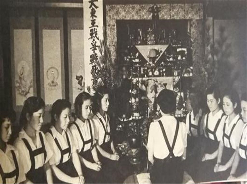 原创二战期间，其实日本女人比男人更疯狂，真相让人都不敢相信？